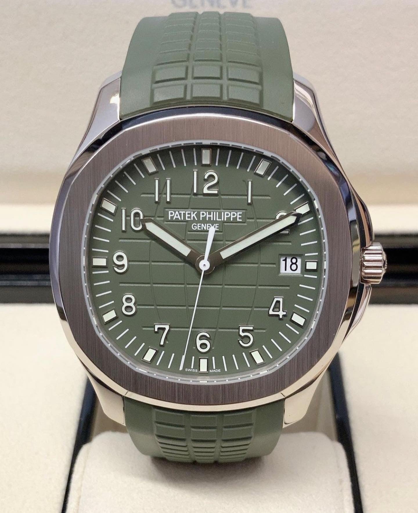 Patek Philippe "Aquanaut " - TEMPO PERFETTO